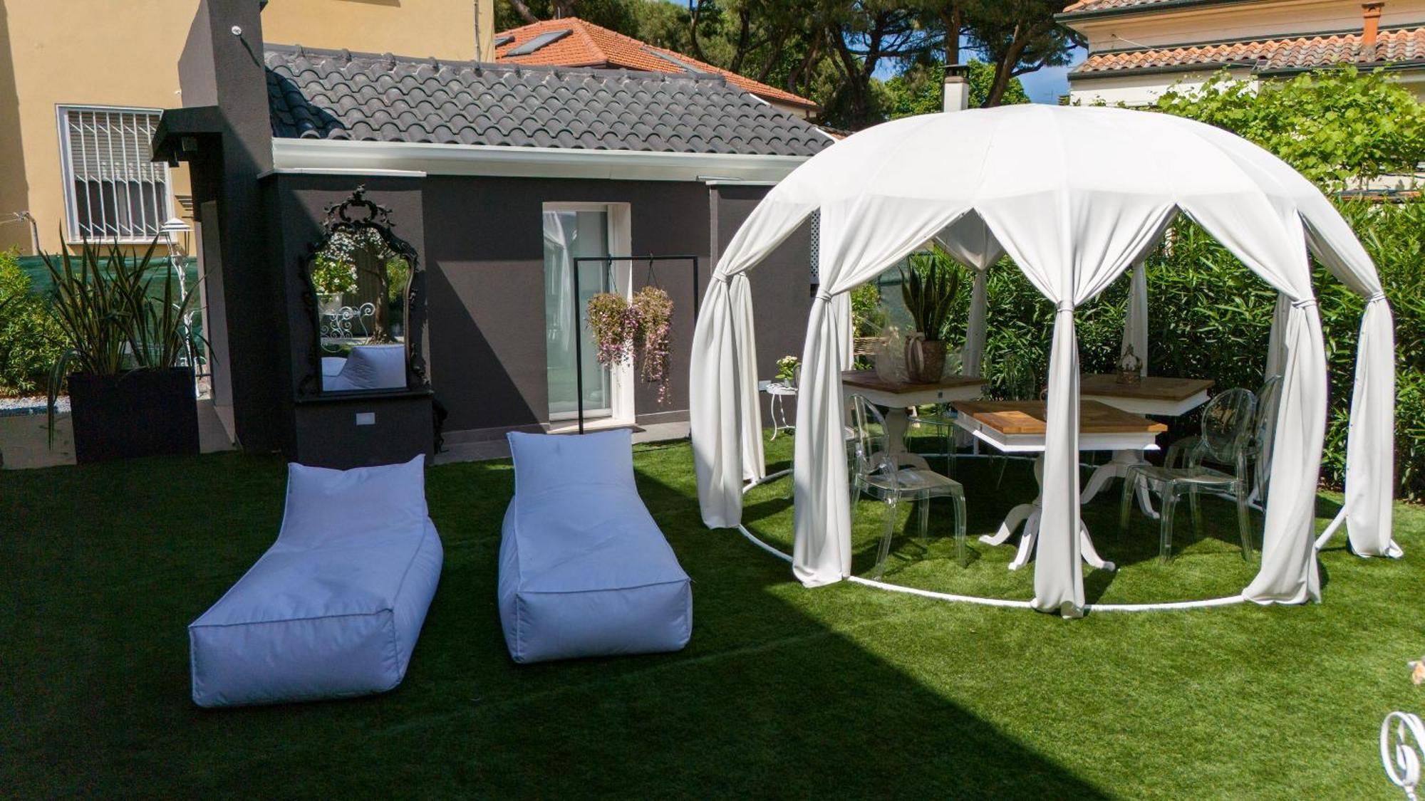 Villa Monti Suites&Aparts Cesenatico Exterior photo