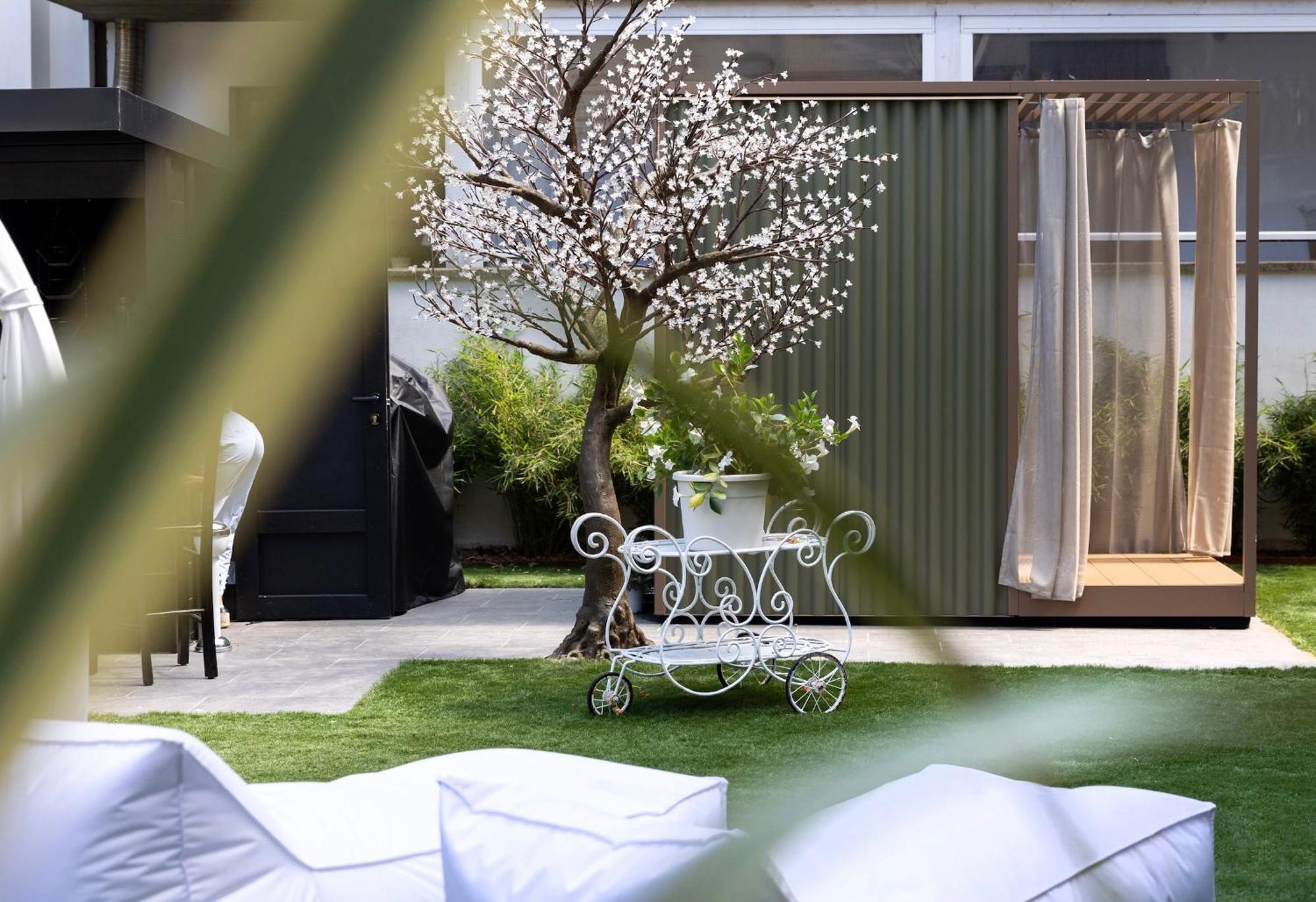 Villa Monti Suites&Aparts Cesenatico Exterior photo