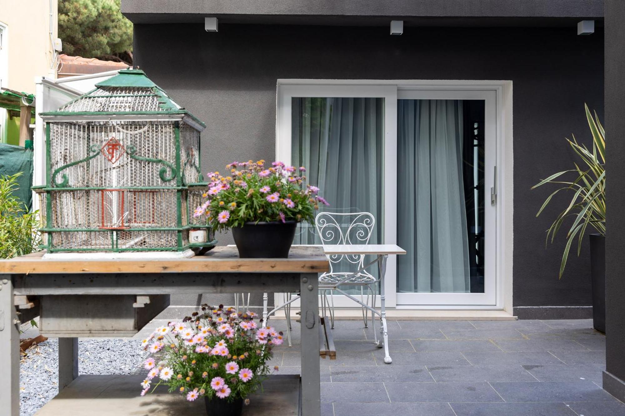 Villa Monti Suites&Aparts Cesenatico Exterior photo