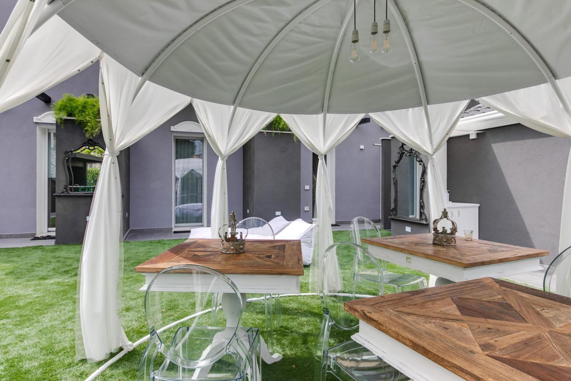 Villa Monti Suites&Aparts Cesenatico Exterior photo